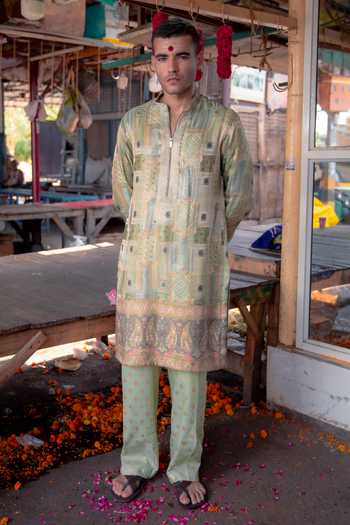 Buy_Soniya G_Green Silk Banarsi Kurta And Pant Set 