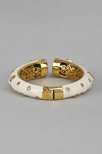 Vivinia By Vidhi Mehra Stone Embellished Bangle 