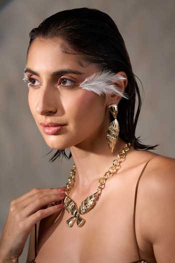 Gaurish Bespoke Jewellery Gold Plated Ala Bine Jewellery Set Online at Aza Fashions Gaurish Bespoke Jewellery_Gold Plated Ala Bine Jewellery Set _Online_at_Aza_Fashions