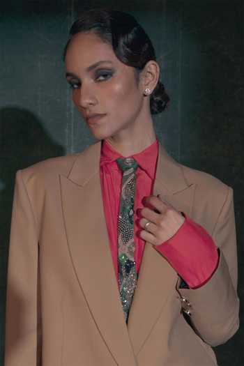 Nidhi Yasha Red Wool Collared Neck Dunes Pure Blazer Set Online at Aza Fashions Nidhi Yasha_Red Wool Collared Neck Dunes Pure Blazer Set _Online_at_Aza_Fashions