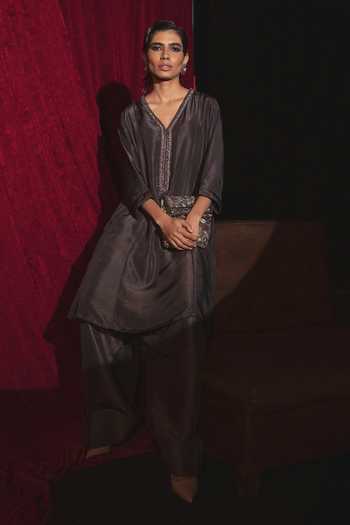 Nidhi Yasha Saya Pure Silk Kurta & Salwar Set 
