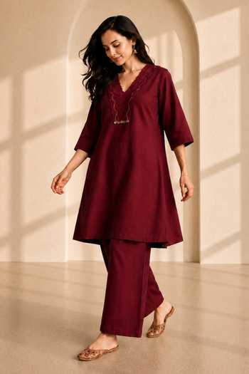 Vaaya Handwoven Cotton Kurta & Pant Set 