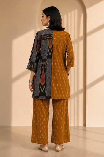 Vaaya Auro Handwoven Ikat Kurta & Pant Set 