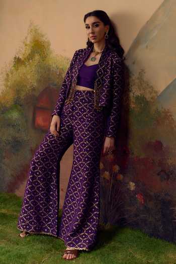Muskann Kapadiaa Purple Mandarin Collar, V-neck Neelambari Checkered Woven Jacket Set at Aza Fashions Muskann Kapadiaa_Purple Mandarin Collar, V-neck Neelambari Checkered Woven Jacket Set _at_Aza_Fashions