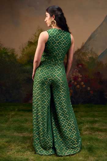 Muskann Kapadiaa Yuva Woven Jacket Pant Set 