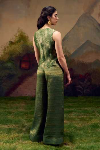 Muskann Kapadiaa Vriksha Banarasi Brocade Top & Pant Set 