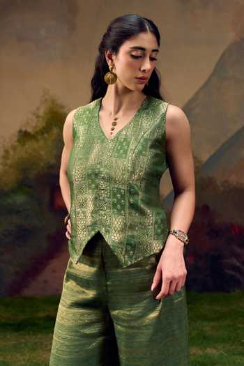 Muskann Kapadiaa_Olive Green Brocade V-neck Vriksha Banarasi Top And Pant Set _Online_at_Aza_Fashions