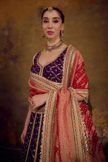 Buy Muskann Kapadiaa Purple V-neck Leher Banarasi Bandhani Lehenga Set Online at Aza Fashions Buy_Muskann Kapadiaa_Purple V-neck Leher Banarasi Bandhani Lehenga Set _Online_at_Aza_Fashions