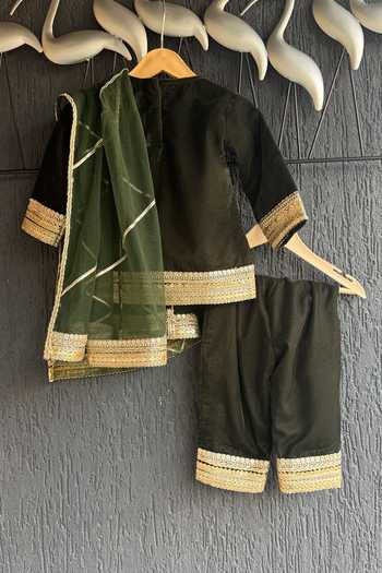 The little tales Embroidered Kurta Set 