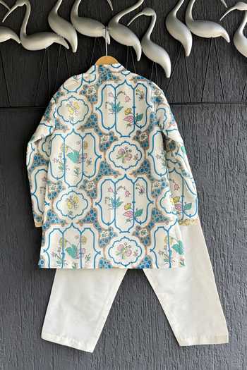 The little tales Butterfly Print Kurta Set 