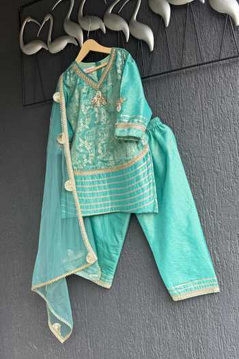 Buy_The little tales_Green Chanderi Embellished Kurta Set _Online_at_Aza_Fashions