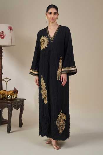 Masaba_Black Crepe V-neck Ambi Bloom Kaftan _Online_at_Aza_Fashions
