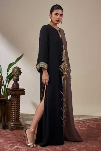 Masaba Black Silk, Crepe Keyhole Neck Shaahi Bloom Kaftan Online at Aza Fashions Masaba_Black Silk, Crepe Keyhole Neck Shaahi Bloom Kaftan _Online_at_Aza_Fashions