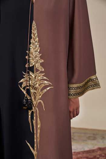 Buy Masaba Black Silk, Crepe Keyhole Neck Shaahi Bloom Kaftan Online at Aza Fashions Buy_Masaba_Black Silk, Crepe Keyhole Neck Shaahi Bloom Kaftan _Online_at_Aza_Fashions