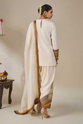 Masaba Heirloom Muse Embroidered Kurta Set 