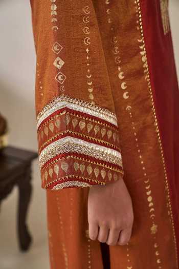 Buy_Masaba_Orange Viscose, Organza V-neck Rust Celestial Moonfall Kurta Set 
