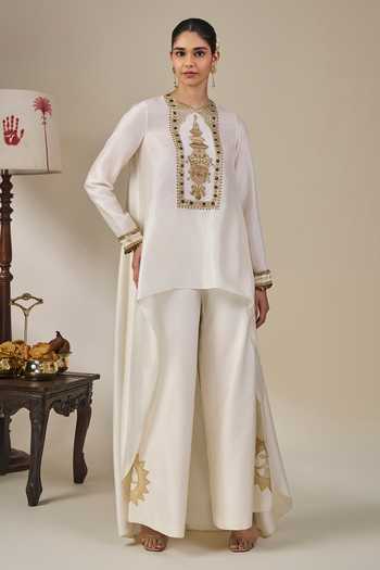 Buy_Masaba_Ivory Viscose Round Neck Kathakali Tales Asymmetric Kurta And Pant Set 