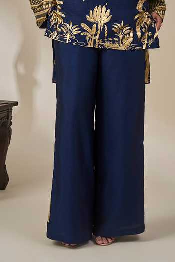 Masaba Blue Viscose V-neck, Yes Backwater Postcards Kurta And Pant Set Online at Aza Fashions Masaba_Blue Viscose V-neck, Yes Backwater Postcards Kurta And Pant Set _Online_at_Aza_Fashions