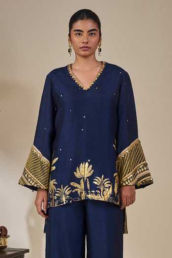 Buy Masaba Blue Viscose V-neck, Yes Backwater Postcards Kurta And Pant Set Online at Aza Fashions Buy_Masaba_Blue Viscose V-neck, Yes Backwater Postcards Kurta And Pant Set _Online_at_Aza_Fashions