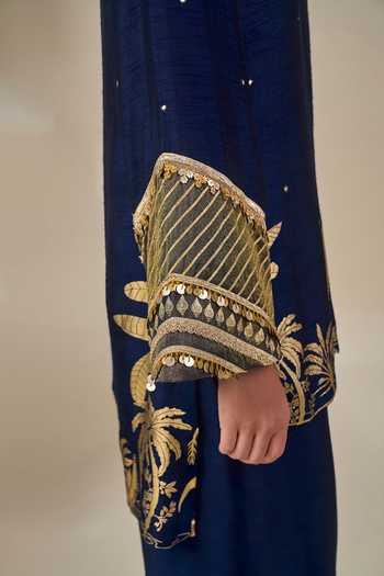 Buy Masaba Blue Viscose V-neck, Yes Backwater Postcards Kurta And Pant Set Buy_Masaba_Blue Viscose V-neck, Yes Backwater Postcards Kurta And Pant Set