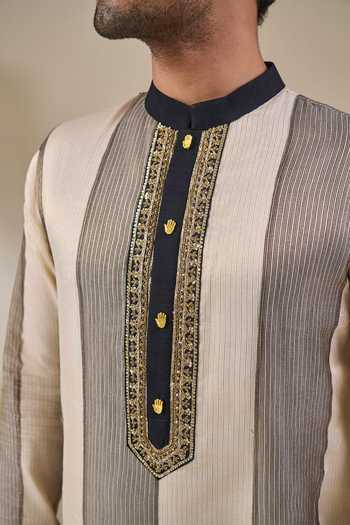 Shop Masaba Black Silk, Tissue, Viscose Palm Pillar Kurta Set Online at Aza Fashions Shop_Masaba_Black Silk, Tissue, Viscose Palm Pillar Kurta Set _Online_at_Aza_Fashions
