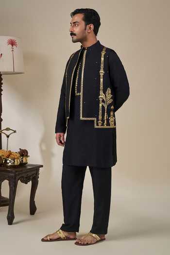 Buy Masaba Black Viscose Malabar Grove Bundi Set Buy_Masaba_Black Viscose Malabar Grove Bundi Set