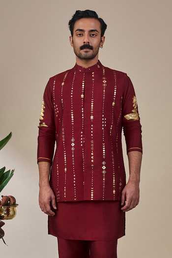 Buy Masaba Maroon Viscose Foil Printing Celestial Moonfall Bundi Set Online at Aza Fashions Buy_Masaba_Maroon Viscose Foil Printing Celestial Moonfall Bundi Set _Online_at_Aza_Fashions