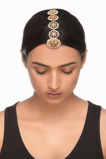 Raabta By Rahul Jivanta Borla Kundan Motif Maangtikka