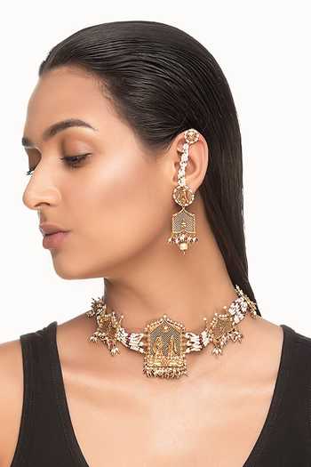 Raabta By Rahul White Mahnaz Embellished Choker Set Online at Aza Fashions Raabta By Rahul_White Mahnaz Embellished Choker Set _Online_at_Aza_Fashions
