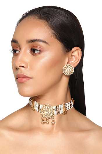 Raabta By Rahul White Manana Embellished Necklace Set Online at Aza Fashions Raabta By Rahul_White Manana Embellished Necklace Set _Online_at_Aza_Fashions