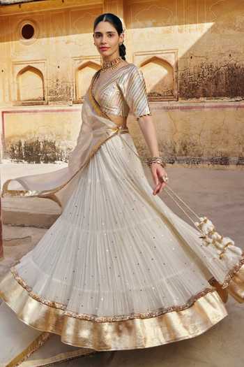 Buy_Preevin_Gold Organza, Chanderi Silk V-neck Mukaish Work Lehenga Set 