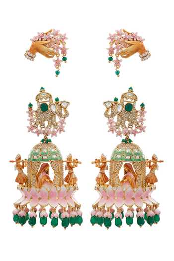 Shop Raabta By Rahul Gold Plated Apsara Palki Jhumkas With Ear Cover Cuffs at Aza Fashions Shop_Raabta By Rahul_Gold Plated Apsara Palki Jhumkas With Ear Cover Cuffs _at_Aza_Fashions