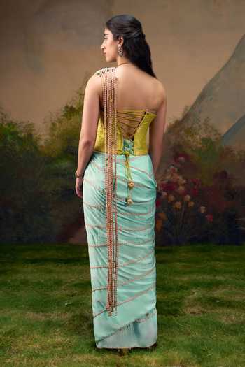 Muskann Kapadiaa Sindhu Pre-Draped Saree & Corset Set 