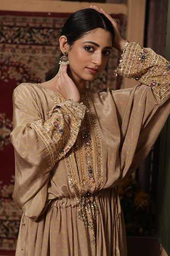 Surkh Syahi Ornamental Detailed Kaftan