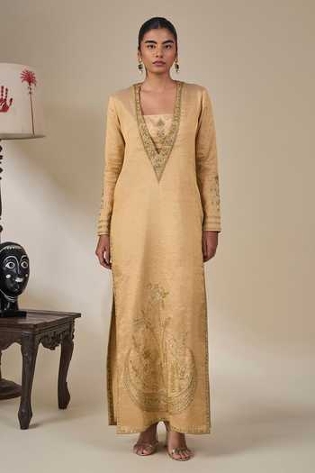 Masaba Gold Silk, Tissue Plunge , Square Saanjh Savera Kurta And Pant Set at Aza Fashions Masaba_Gold Silk, Tissue Plunge , Square Saanjh Savera Kurta And Pant Set _at_Aza_Fashions