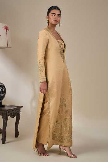 Shop Masaba Gold Silk, Tissue Plunge , Square Saanjh Savera Kurta And Pant Set Shop_Masaba_Gold Silk, Tissue Plunge , Square Saanjh Savera Kurta And Pant Set