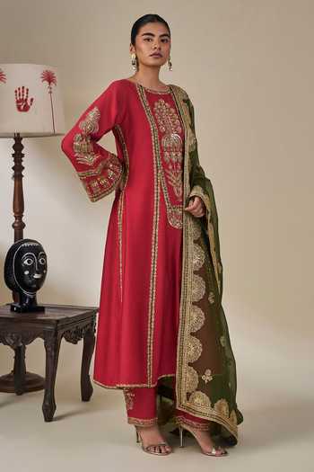 Buy Masaba Red Silk, Organza Round Neck Ishq Ilaichi Embroidered Kurta Set Online at Aza Fashions Buy_Masaba_Red Silk, Organza Round Neck Ishq Ilaichi Embroidered Kurta Set _Online_at_Aza_Fashions