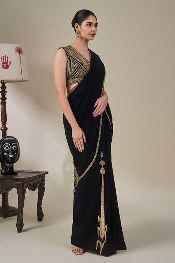 Buy Masaba Black Crepe V-neck Sitara Sharbat Pre-stitched Saree With Blouse Online at Aza Fashions Buy_Masaba_Black Crepe V-neck Sitara Sharbat Pre-stitched Saree With Blouse _Online_at_Aza_Fashions