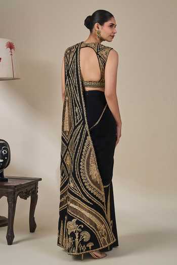 Buy Masaba Black Crepe V-neck Sitara Sharbat Pre-stitched Saree With Blouse Buy_Masaba_Black Crepe V-neck Sitara Sharbat Pre-stitched Saree With Blouse