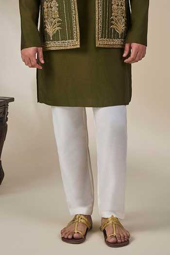 Masaba Green Silk, Viscose Embroidery, Zari Jashn Jigar Bundi Kurta Set at Aza Fashions Masaba_Green Silk, Viscose Embroidery, Zari Jashn Jigar Bundi Kurta Set _at_Aza_Fashions