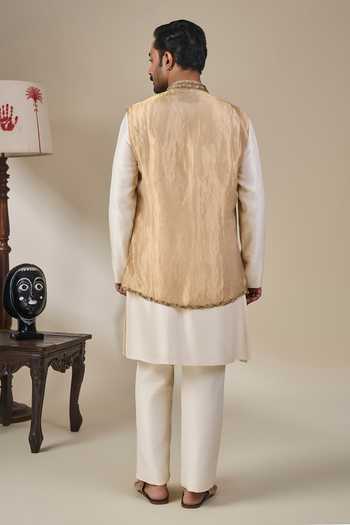 Masaba Rabdi Rasmalai Bundi & Kurta Set