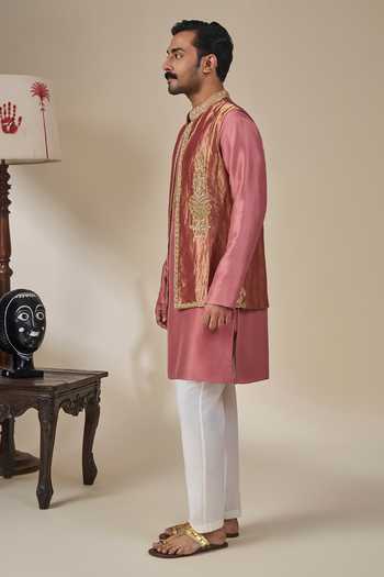 Shop Masaba Gold Silk, Tissue, Viscose Zari, Stones Darbar Dilruba Bundi And Kurta Set Shop_Masaba_Gold Silk, Tissue, Viscose Zari, Stones Darbar Dilruba Bundi And Kurta Set