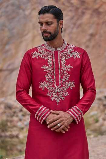 Anushree Reddy_Red Chanderi, Cotton, Lycra Zardozi Hibiscus Kurta Set _Online_at_Aza_Fashions