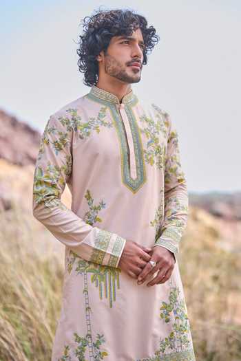 Anushree Reddy Hop Creeper Thread Kurta Set
