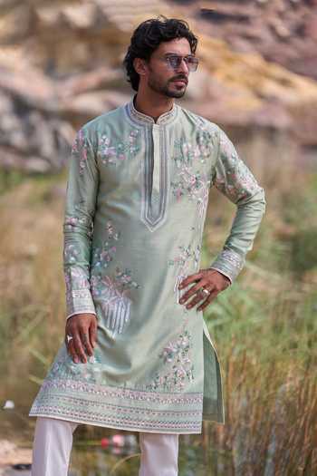 Anushree Reddy Hop Creeper Thread Kurta Set