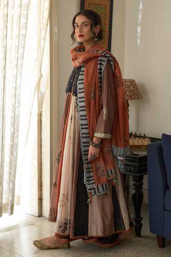 Swatti Kapoor_Orange Chanderi, Cotton, Silk Organza Aria Hand Block Print Anarkali Set _Online_at_Aza_Fashions