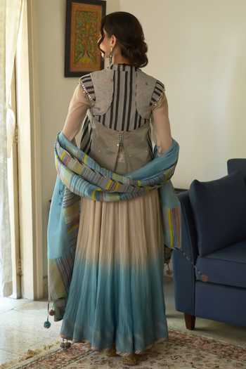 Swatti Kapoor Jini Ombre Anarkali Set With Vira Gilet