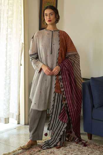 Swatti Kapoor Shama Handwoven Kurta Pant Set