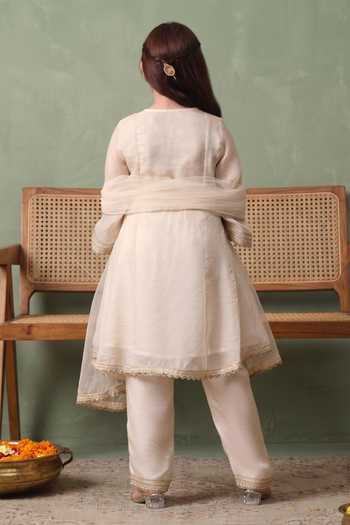 Petite Pomme Lace Work Kurta Set