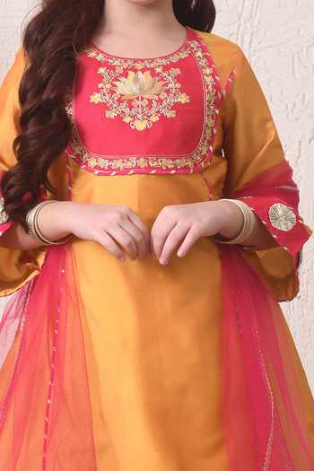 Petite Pomme Yellow Cotton, Polyester, Net Embroidered Kurta Set Online at Aza Fashions Petite Pomme_Yellow Cotton, Polyester, Net Embroidered Kurta Set _Online_at_Aza_Fashions